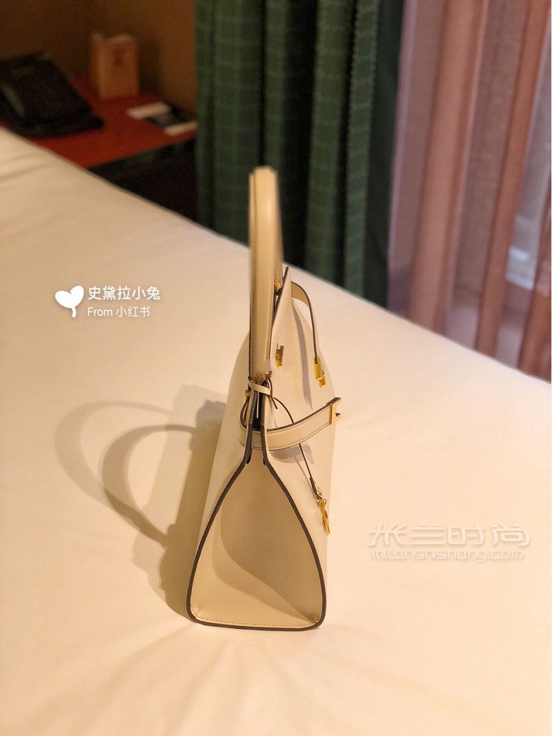 包包推薦奶白色Tory Burch Lee 近期買的性價(jià)比特別高的一款包包_3