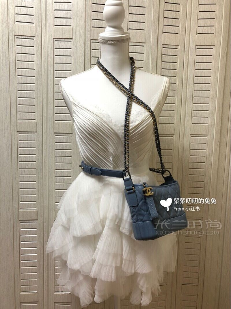 CHANEL流浪包霧霾藍背法展示1上篇 背了一個多月了寫下使用感受_3