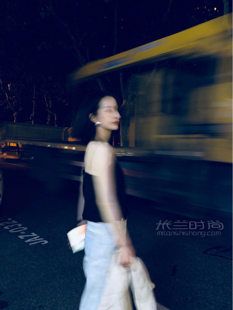 閃光燈+鮮明色+濾鏡夜景大片一個(gè)iPhone全都搞定_9
