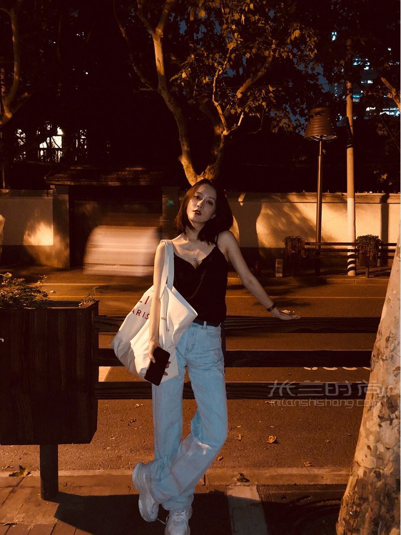 閃光燈+鮮明色+濾鏡夜景大片一個(gè)iPhone全都搞定_8