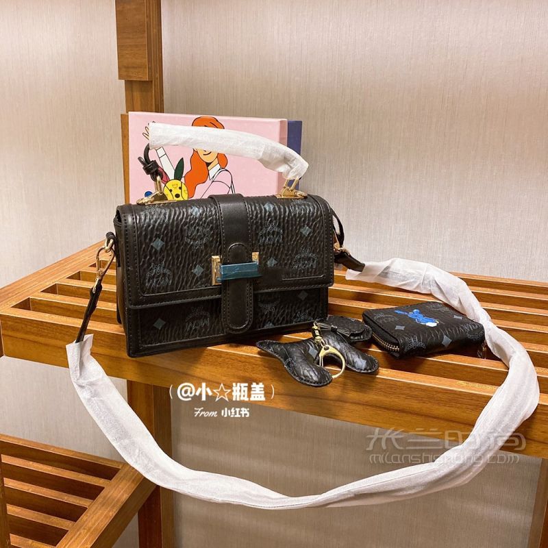 MCM包選哪個顏色呢？性價比超高_(dá)3