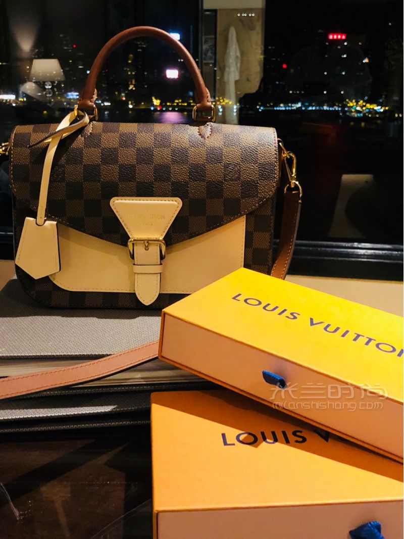 LV Beaumarchais  crossbody復(fù)古郵差包_5