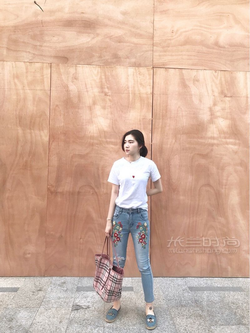 burberry粉色the canter坎特包細(xì)節(jié)及上身圖_7