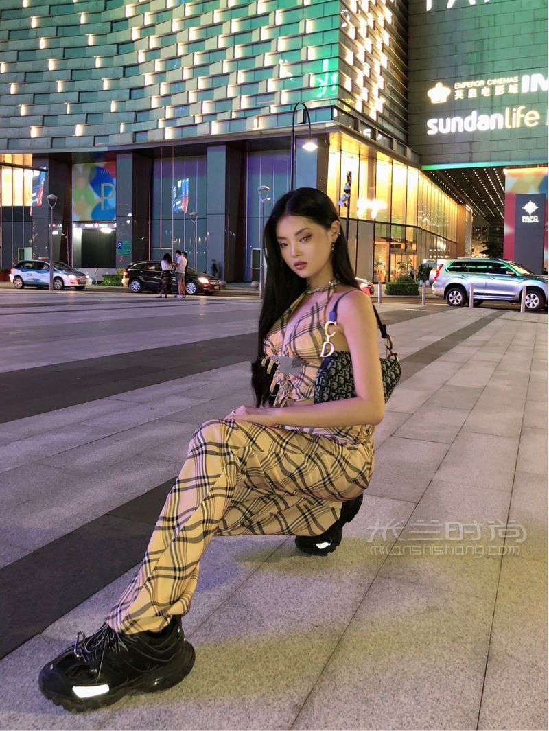 出門逛逛迪奧怎么樣項(xiàng)鏈 時(shí)尚整體造_2