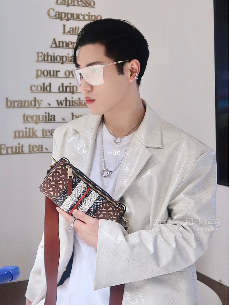 Burberry秋冬款 博柏利怎么樣_1