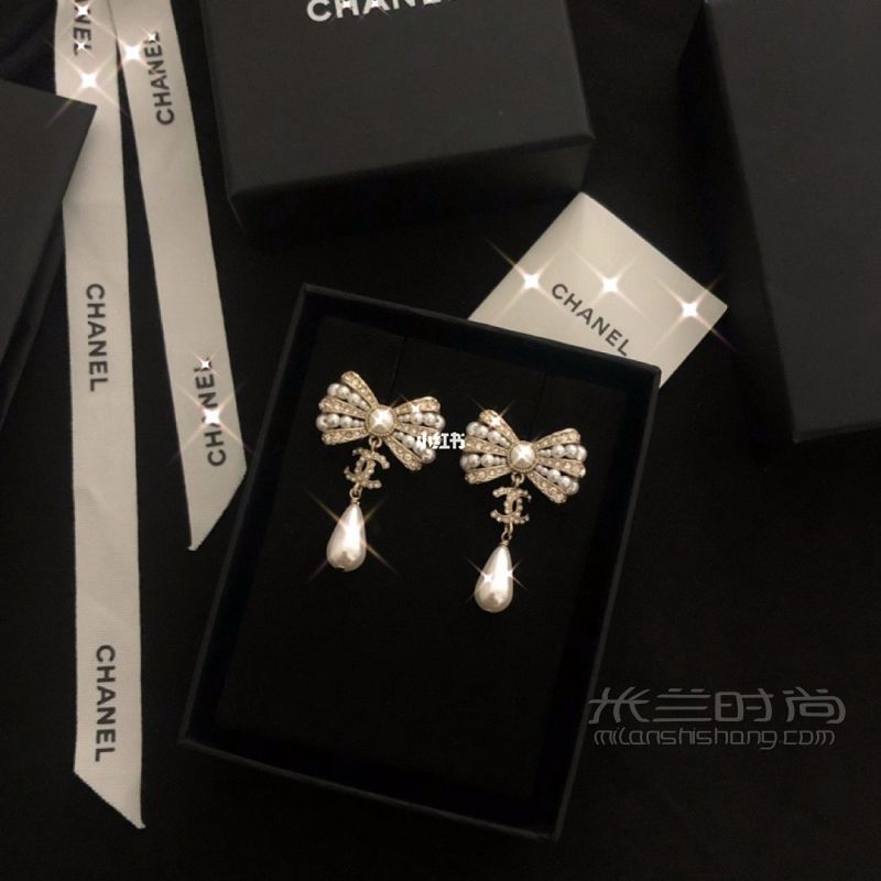 飾品分享 香奈兒Chanel超美蝴蝶結(jié)耳環(huán)_1