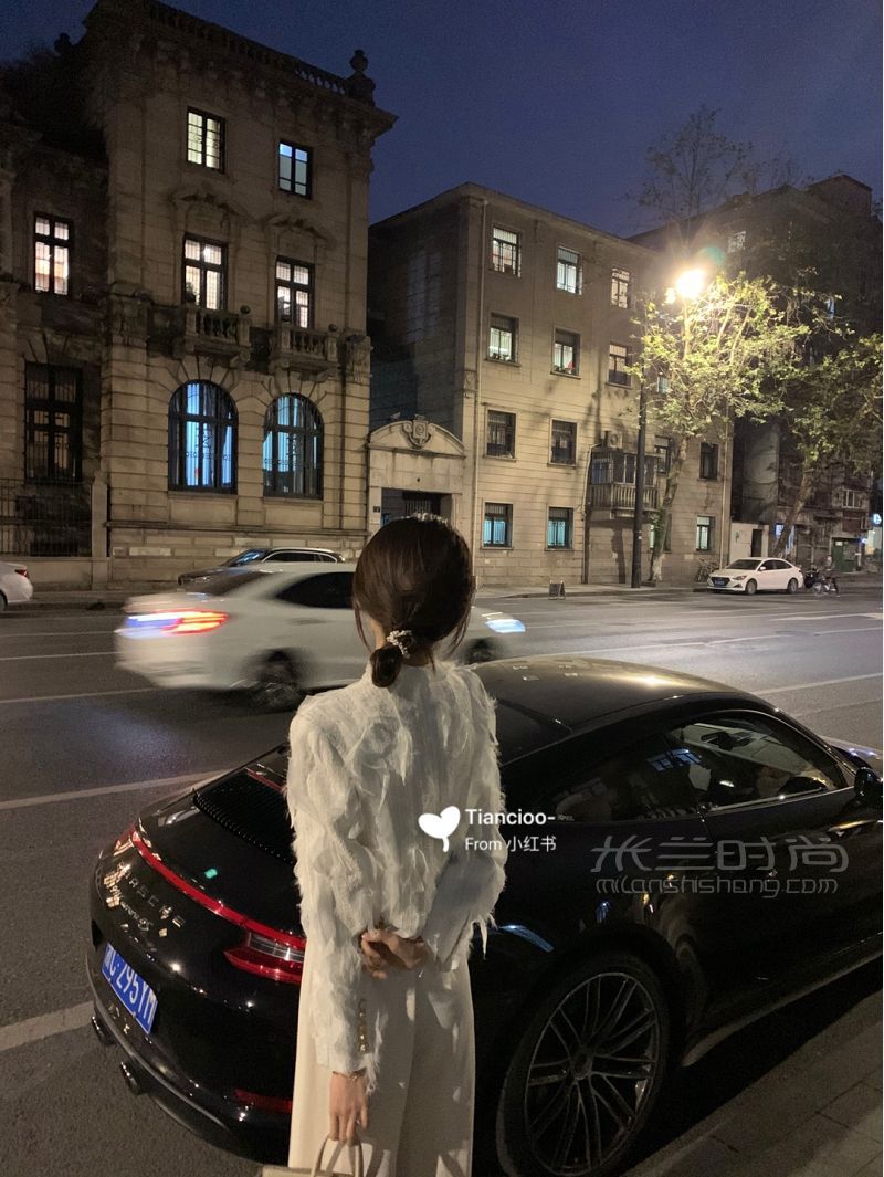 Balmain巴爾曼羽毛外套 穿搭顯高顯瘦_6