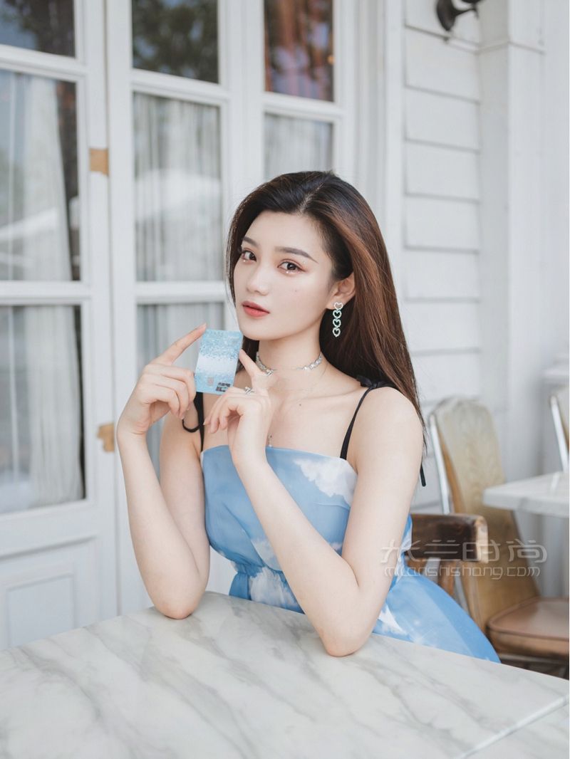 Get金晨同款水晶蜜卡！手鐲施華洛世奇怎么樣_1