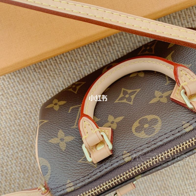 LV nano speedy  枕頭包購買小攻略枕頭古馳怎么樣_6