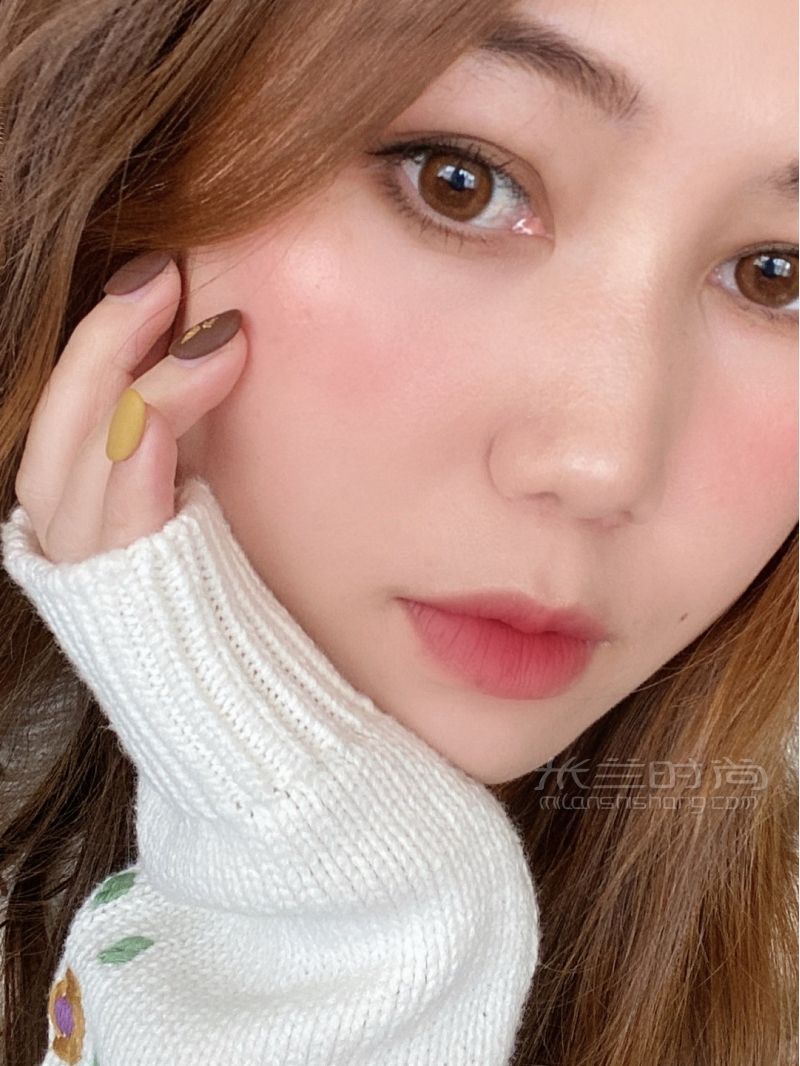 我服香奈兒的底妝就沒有不好用的。_6