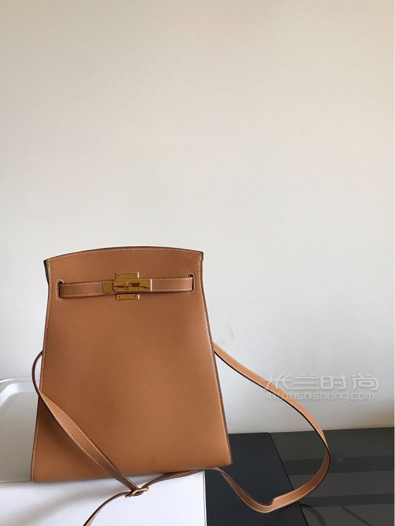 Hermes sport Kelly 金棕小號和大號對比_8