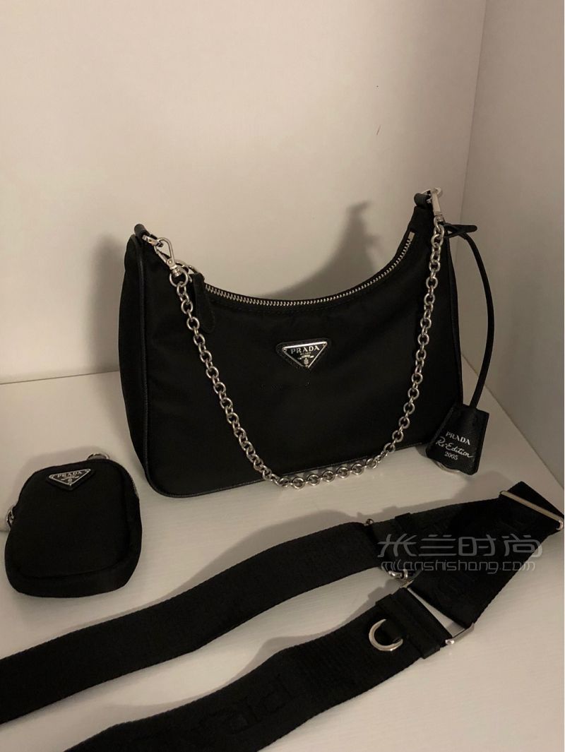 Prada hobo三合一鏈條包太香了！_3