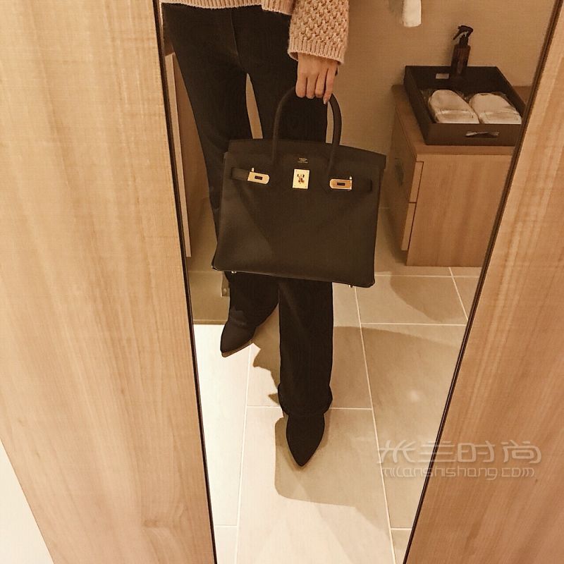 日本東京新宿Hermes買到黑金B(yǎng)irkin 30_6