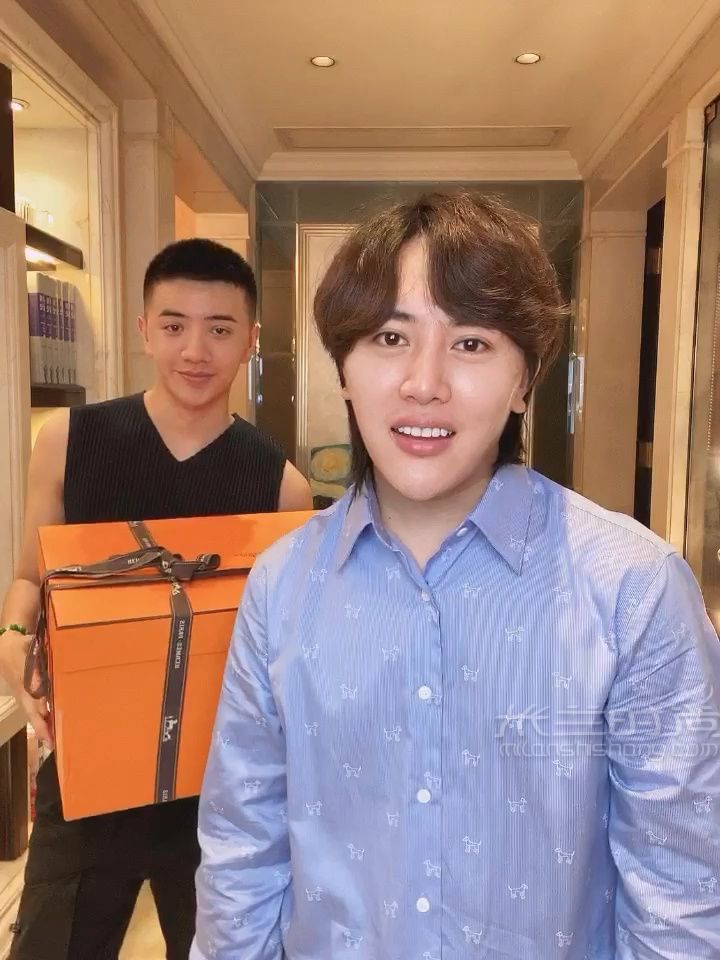 愛馬仕開箱 保證你沒有見過的愛馬仕男包_1