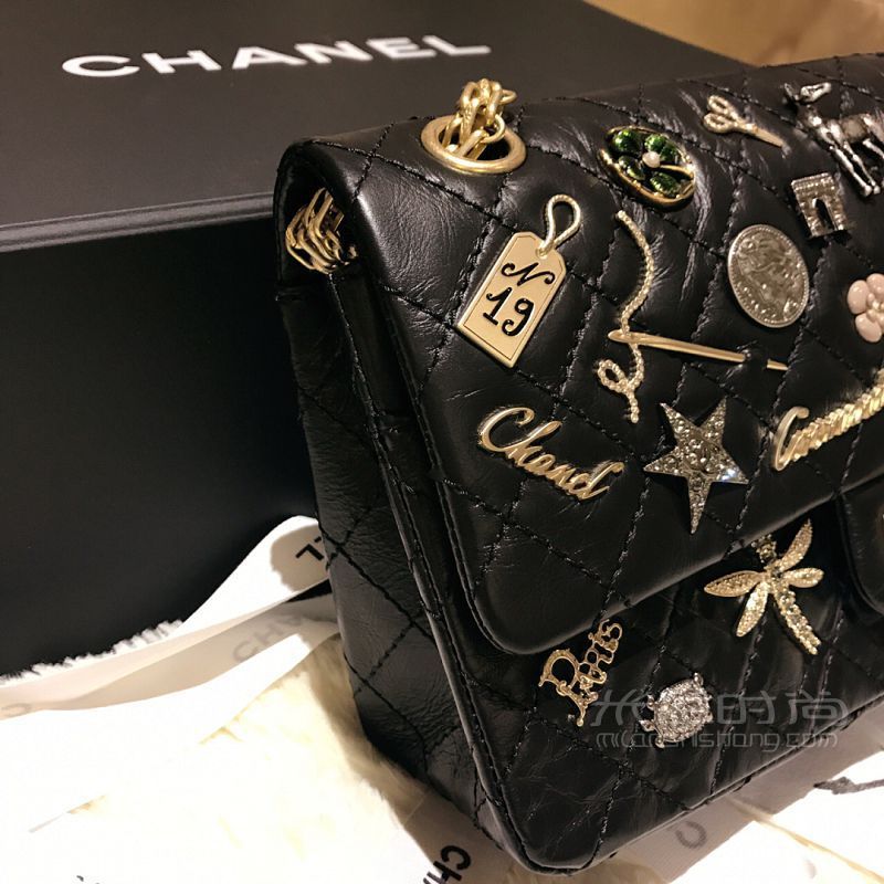Chanel 香奈兒2.55限量款徽章包_8