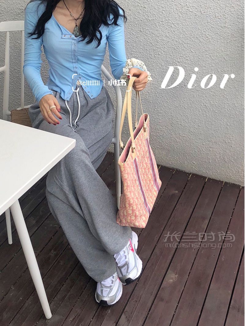 1000塊的中古迪奧包 vintage Dior粉老花中古包太香啦_4