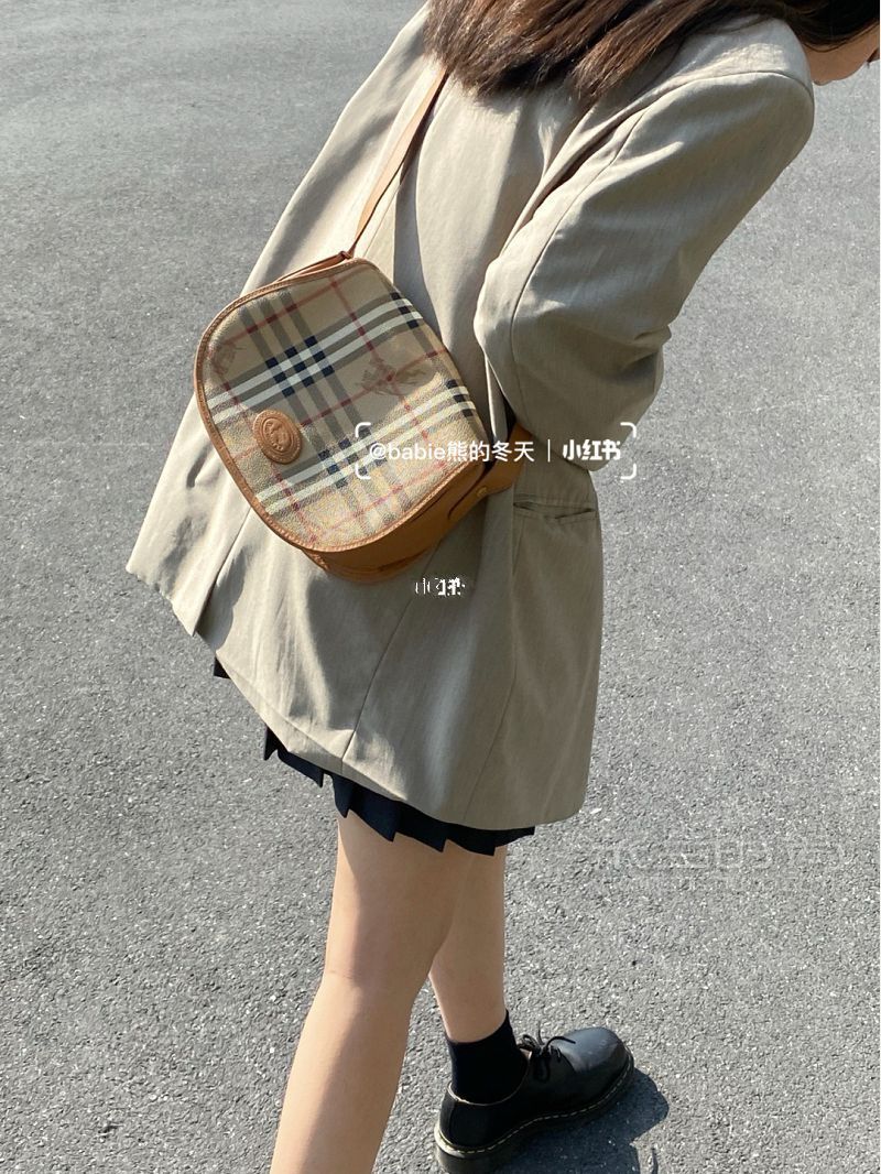 超級吸睛無敵可愛的burberry中古包 博柏利怎么樣_3