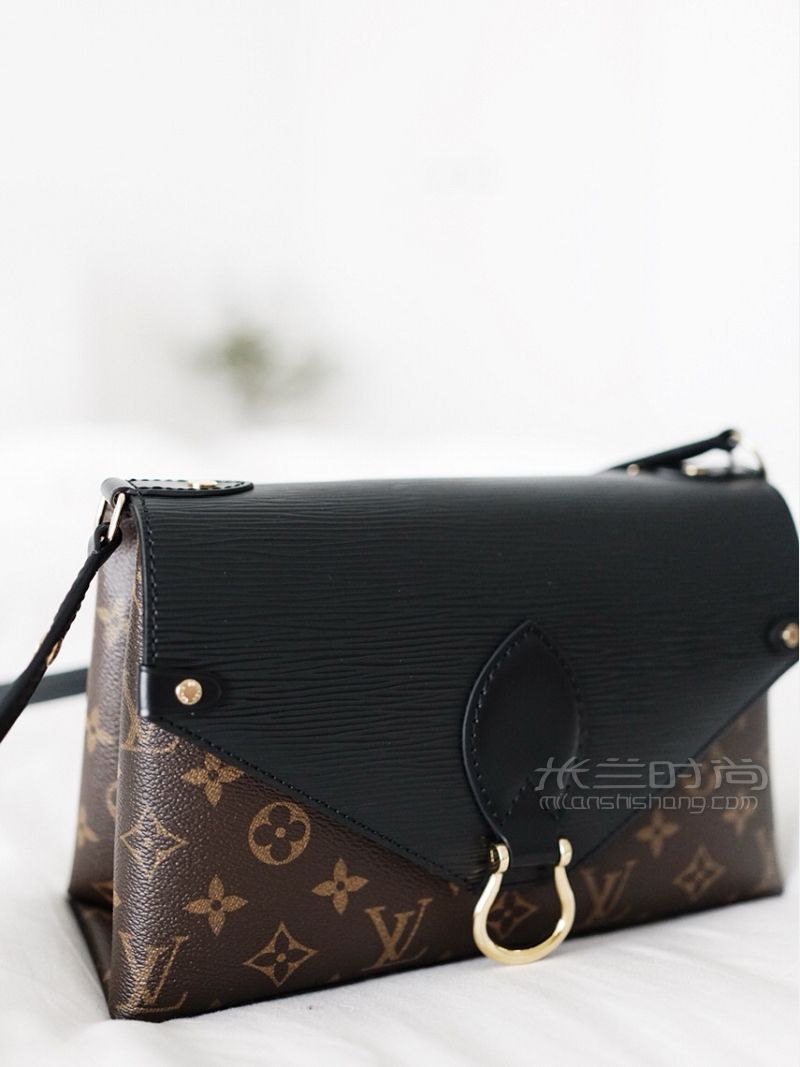 LV新款Saint Michel郵差包M44030_2