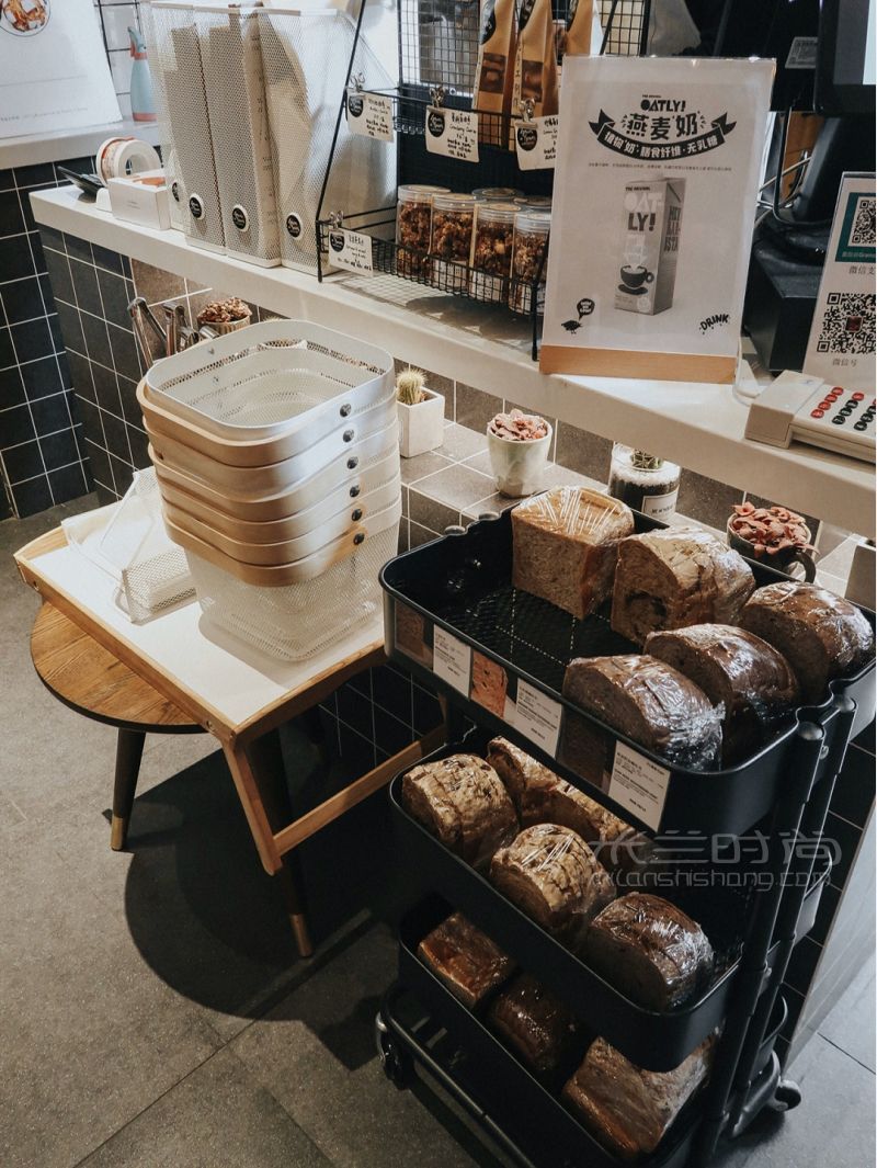 成都探店 藏在街角的阿瑪尼紅歐包店_8