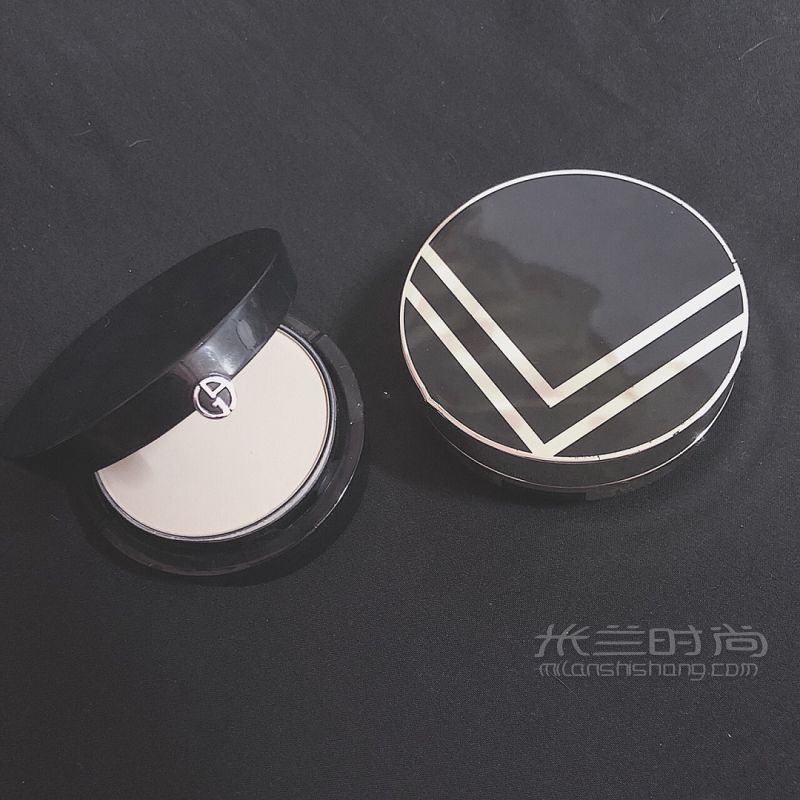 18歲少女的日?；瘖y品 珠光化妝品_7