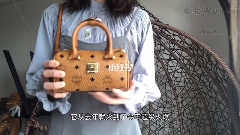 講解視頻 mcm迷你枕頭包 mini波士頓 mcm怎么樣_1
