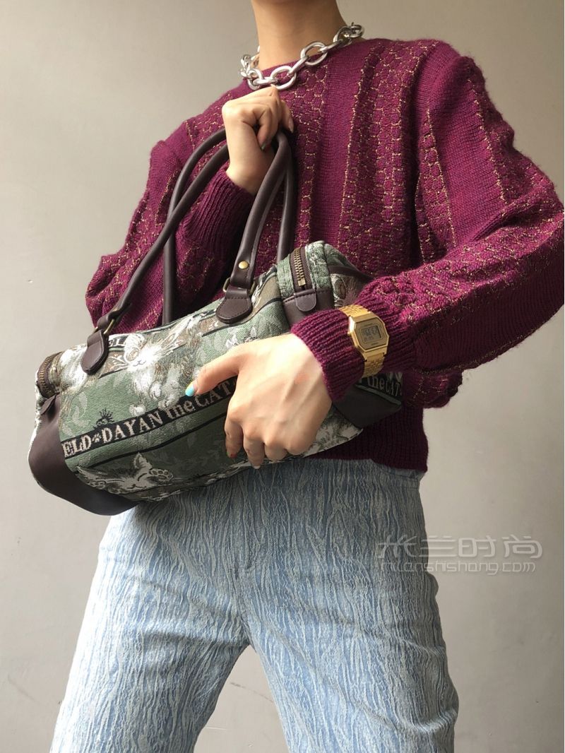 因?yàn)?5塊錢 我被跟蹤了兩條街 平價(jià)包包_1