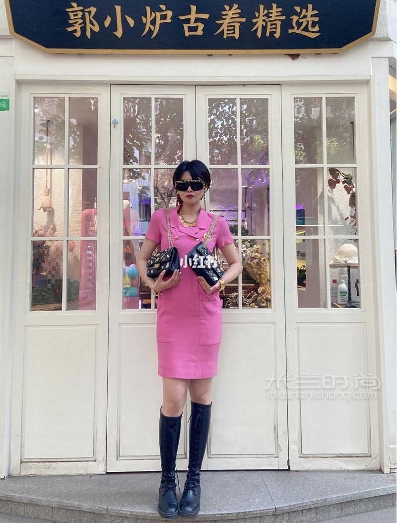 趣味科普 CHANEL香奈兒255限量版徽章包_3