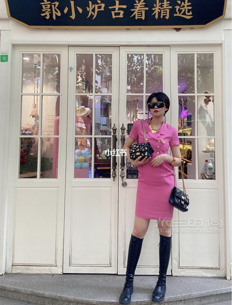 趣味科普 CHANEL香奈兒255限量版徽章包_4