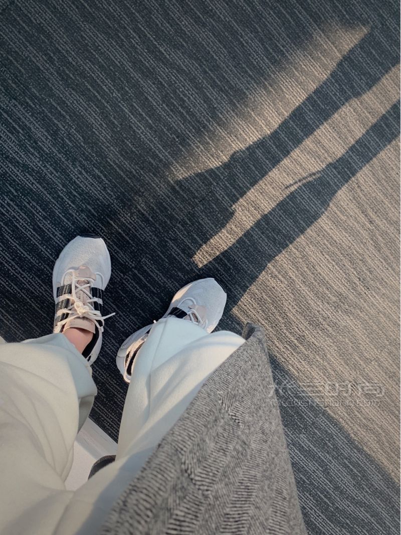 阿迪新入超寵鞋adidas Lxcon高配版鞋子_2