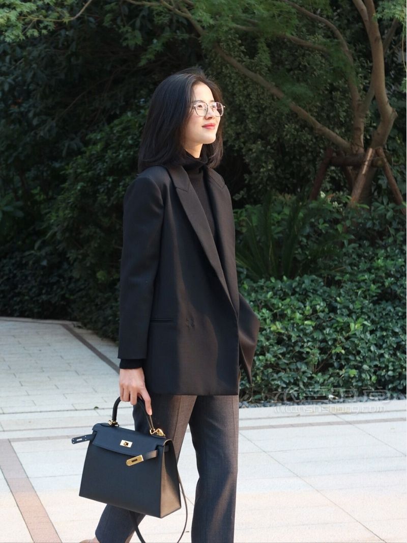 若愚職場(chǎng)穿搭 女人為什么要穿西裝？_7