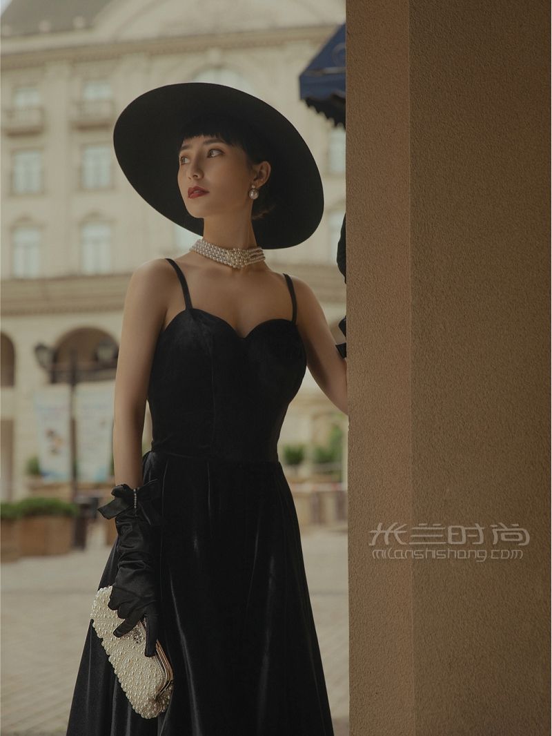 成都婚紗照我的復(fù)古婚紗照美的優(yōu)雅 曼蒂菲兒婚紗攝影_7
