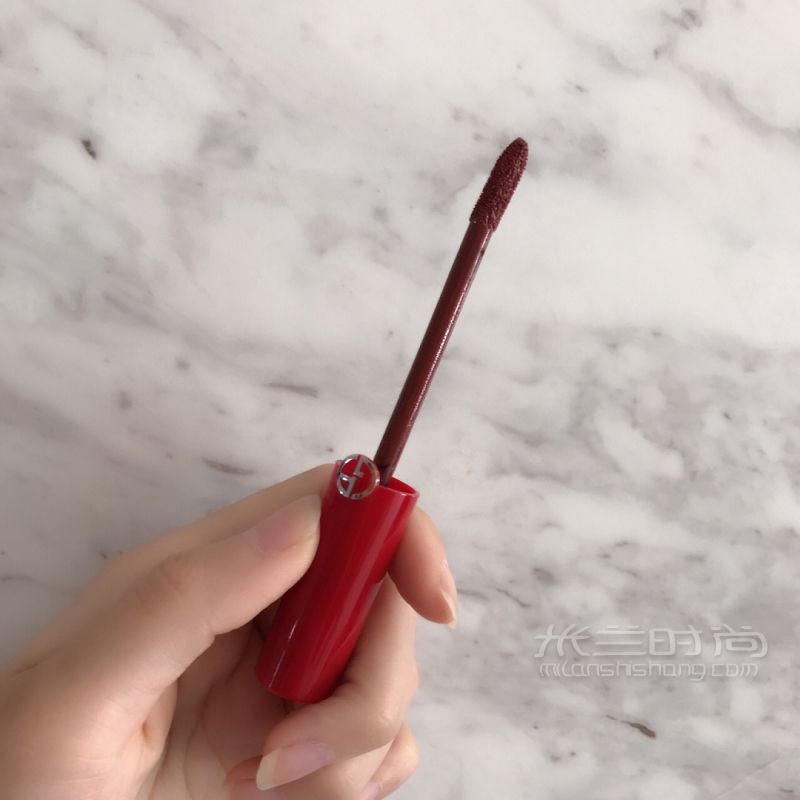 Armani阿瑪尼唇釉 紅管200試色-喬治阿瑪尼怎么樣_2