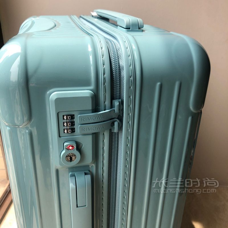 在成都太古里訂到RIMOWA日默瓦冰川藍(lán)行李箱旅行箱_4