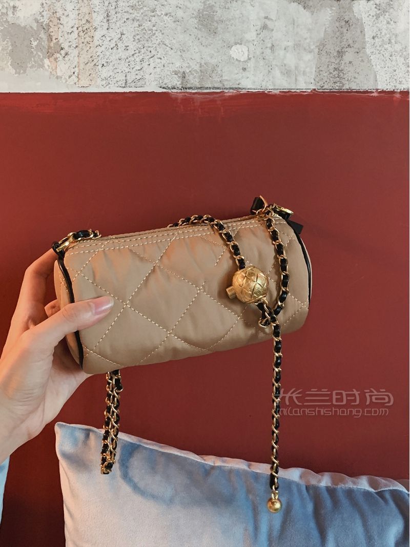 不到200rmb拿下 原創(chuàng)設(shè)計秋冬圓筒包 迷你控_2