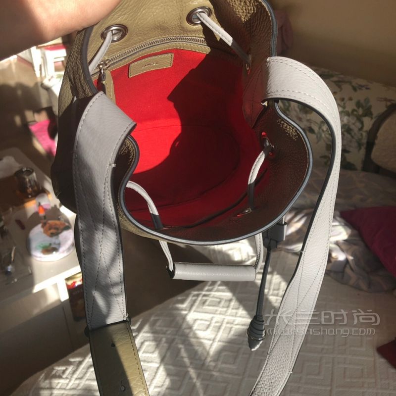 特別的配色 Lancel Le Huit小水桶_3
