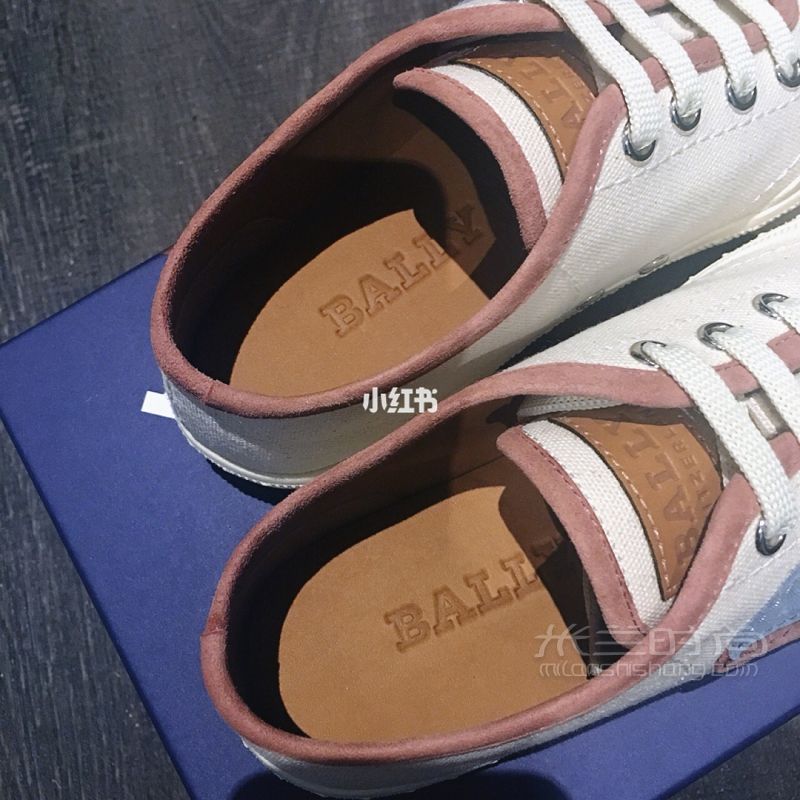 適合春夏搭配的鞋子adidas_8