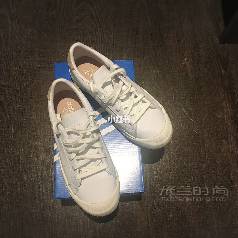 適合春夏搭配的鞋子adidas_1
