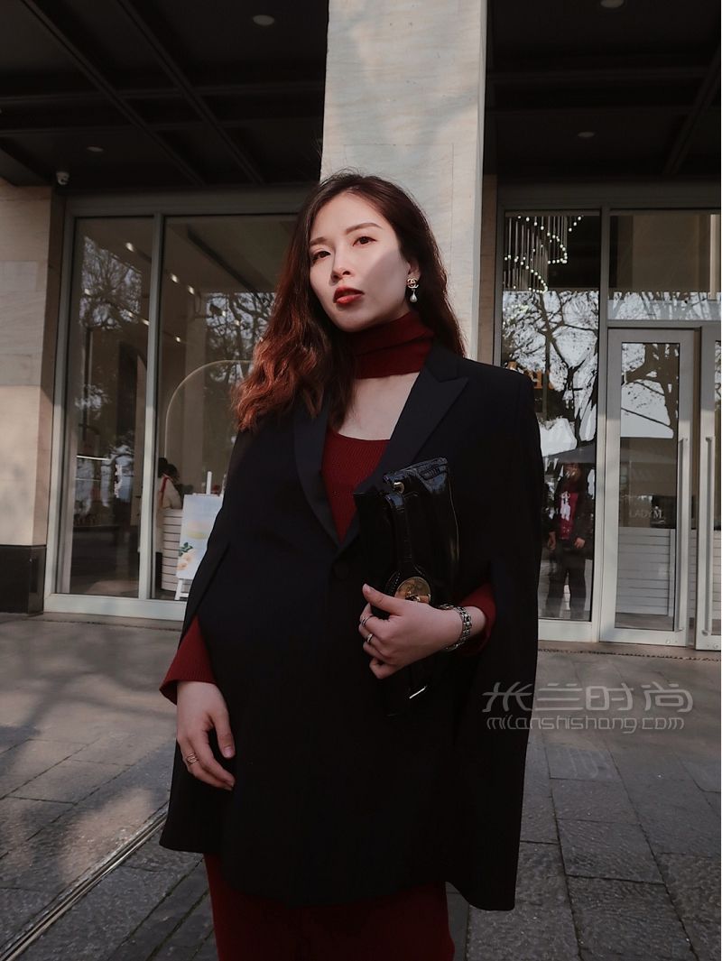 新年穿搭 卸貨前再優(yōu)雅一次_1