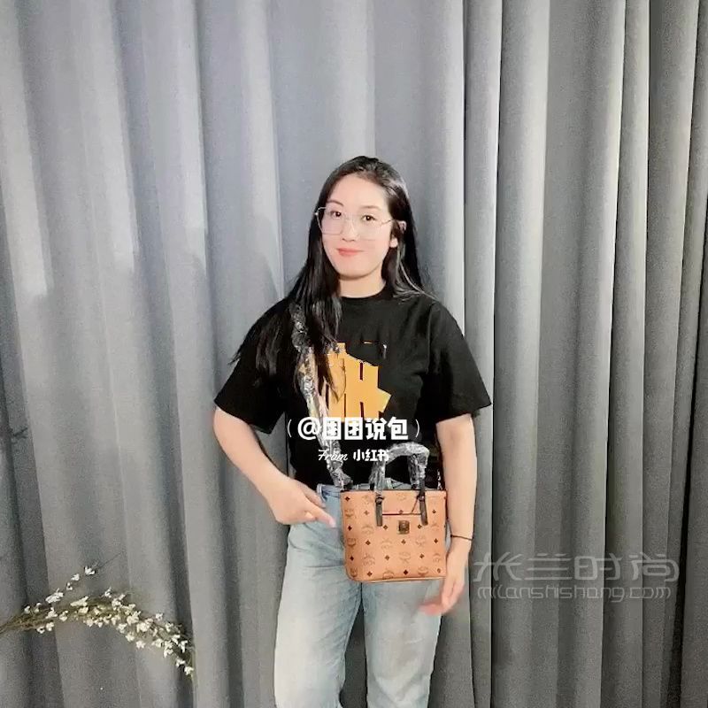 人生第一個(gè)MCM包包該敗哪個(gè)？？_1