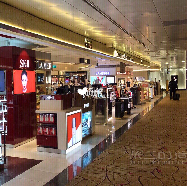 最全新加坡樟宜機(jī)場(chǎng)購(gòu)物價(jià)格表！新加坡樟宜機(jī)場(chǎng)的免稅店_1