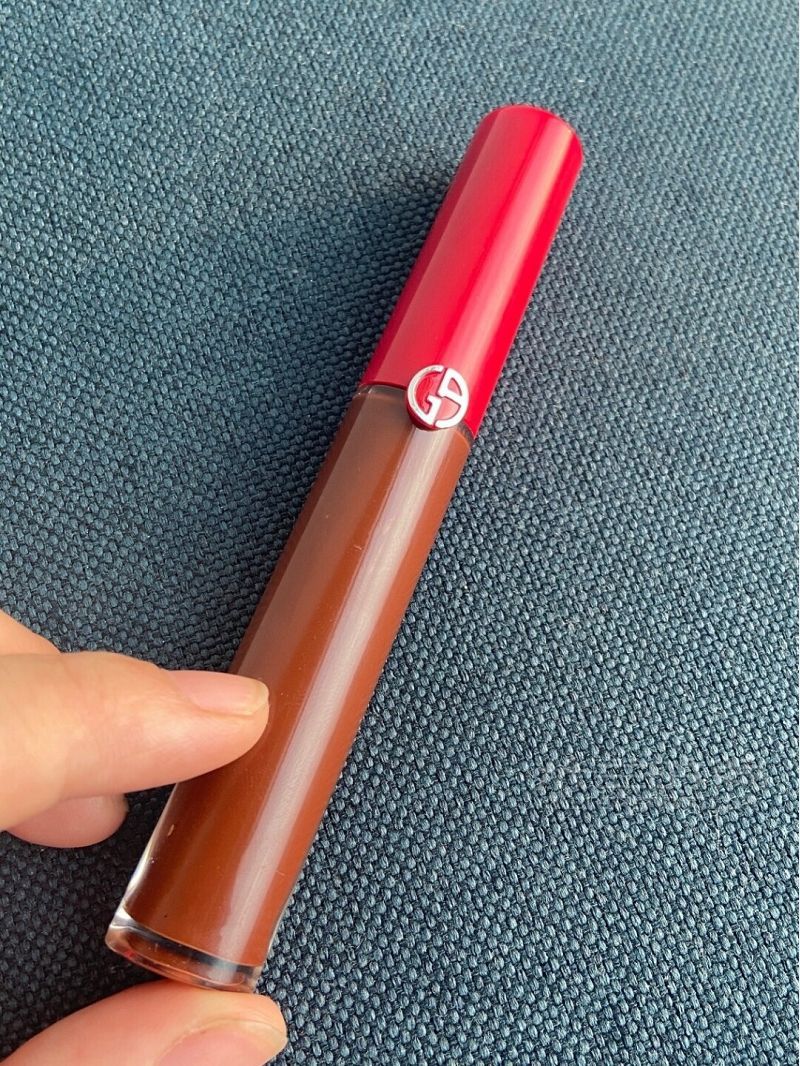 拿下紅管家族三大熱門色 阿瑪尼真香_3