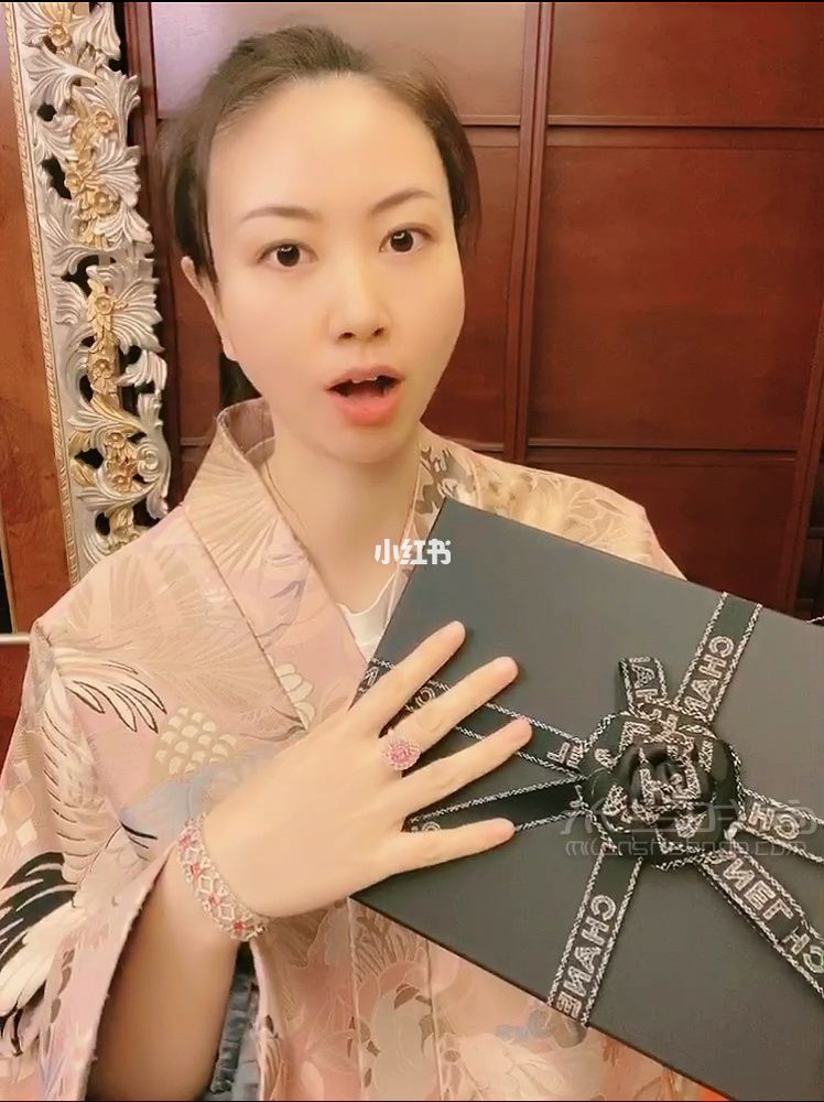 愛(ài)馬仕Birkin要貴一倍的Chanel包包來(lái)啦 birkin愛(ài)馬仕怎么樣_1