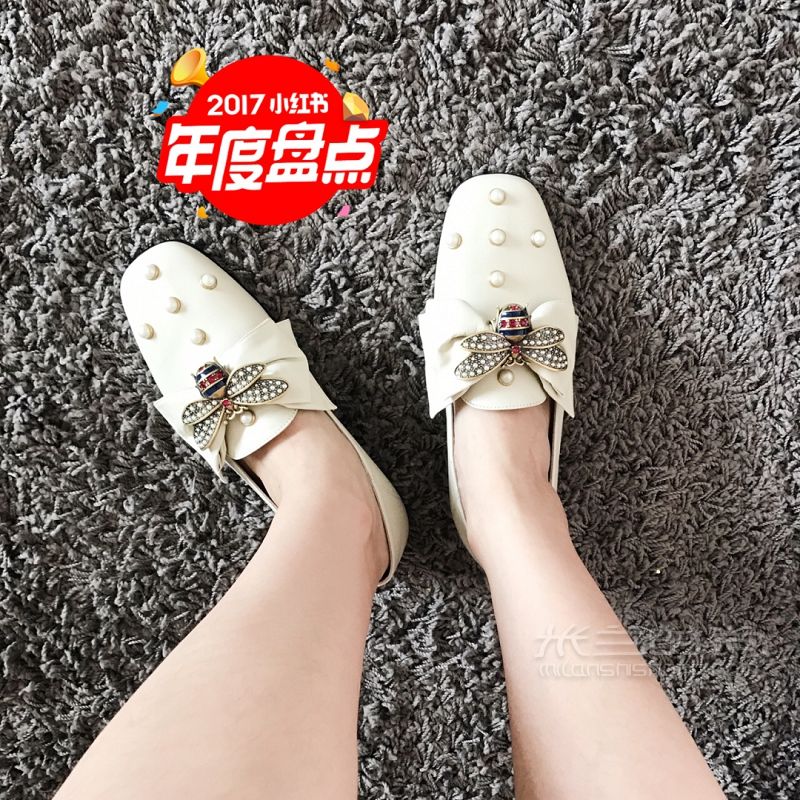 新年禮物快到碗里來(lái) Gucci新款小蜜蜂珍珠懶人鞋_6