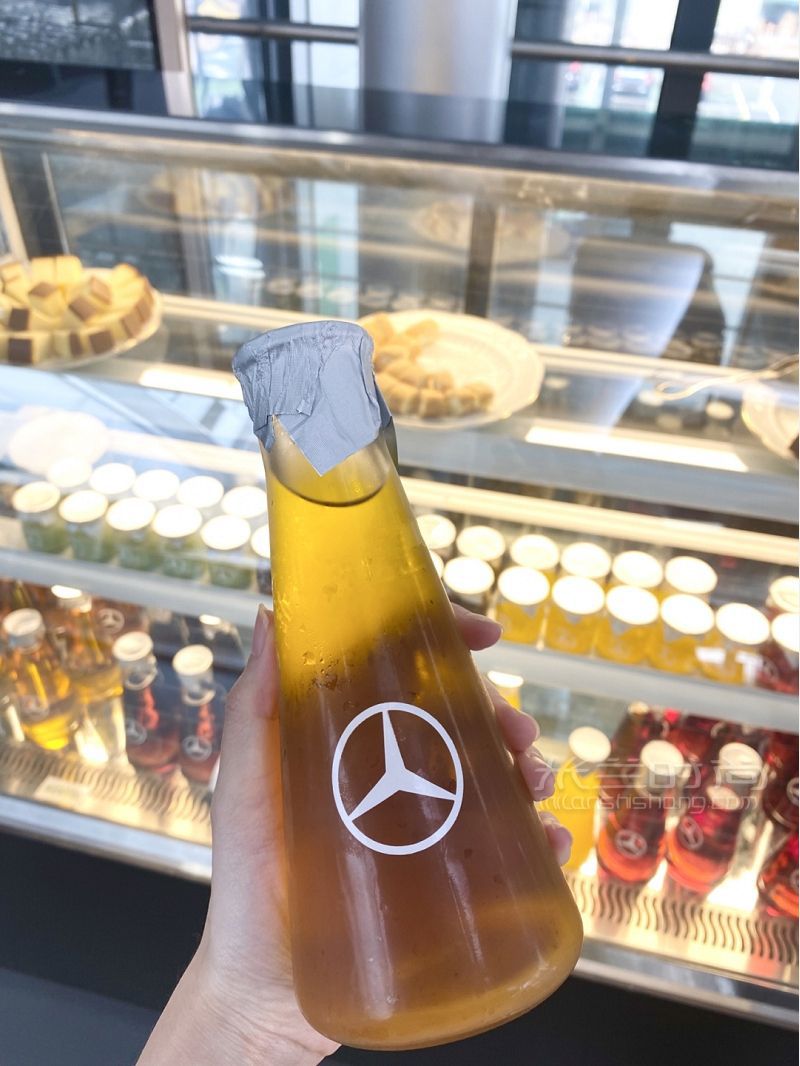 奔馳C260L祖母綠是全網(wǎng)最低裸車價(jià)嗎_9