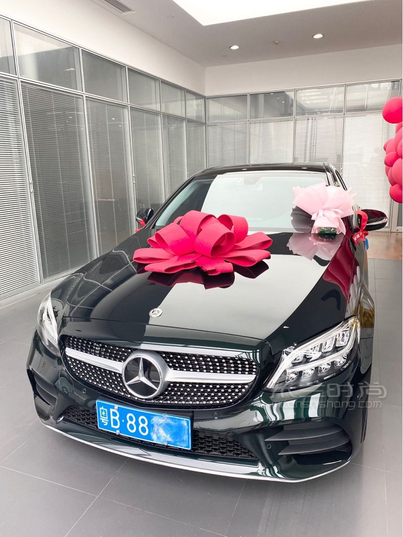 奔馳C260L祖母綠是全網(wǎng)最低裸車價(jià)嗎_4