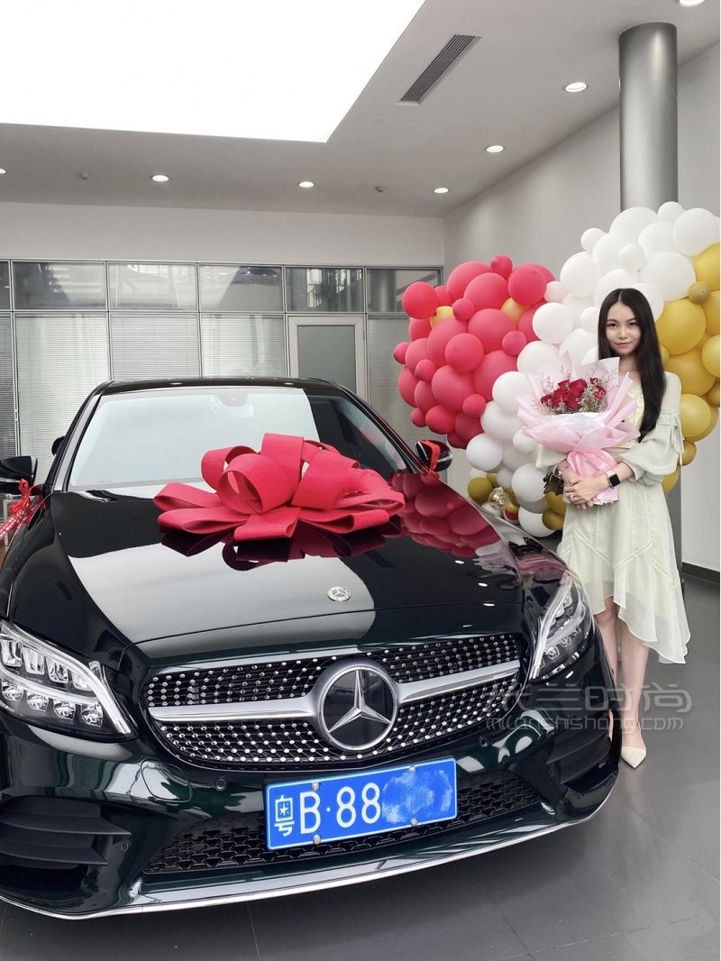 奔馳C260L祖母綠是全網(wǎng)最低裸車價(jià)嗎_1