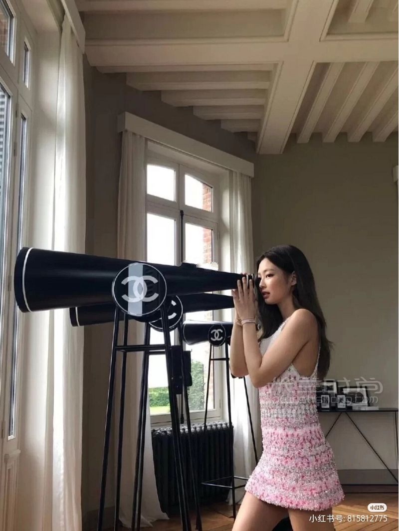 那些年被jennie帶火的香奈兒品牌衣服_9