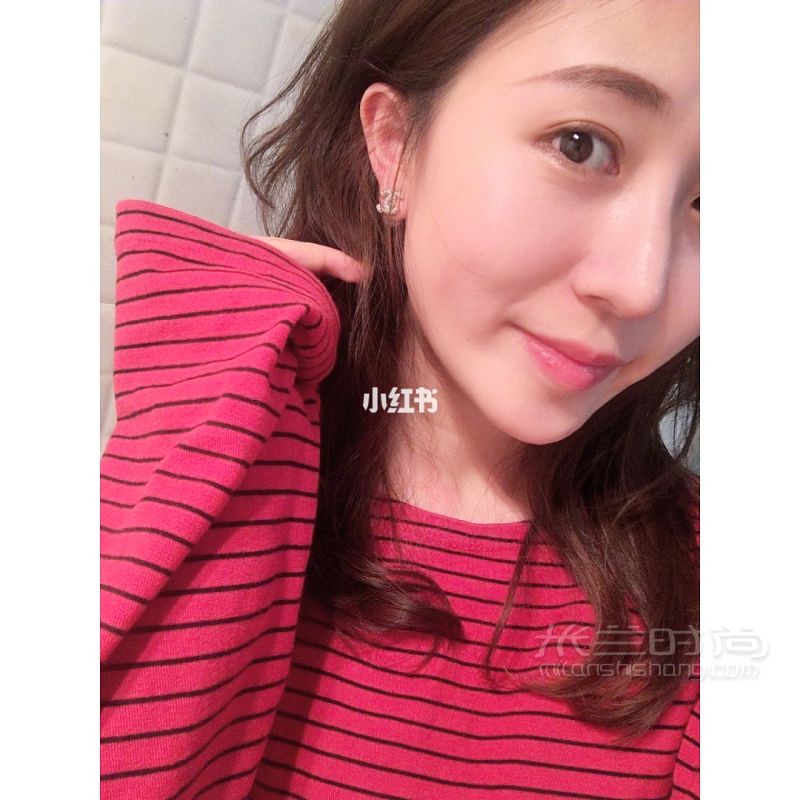 香奈兒Chanel經(jīng)典珍珠耳環(huán)耳釘_2