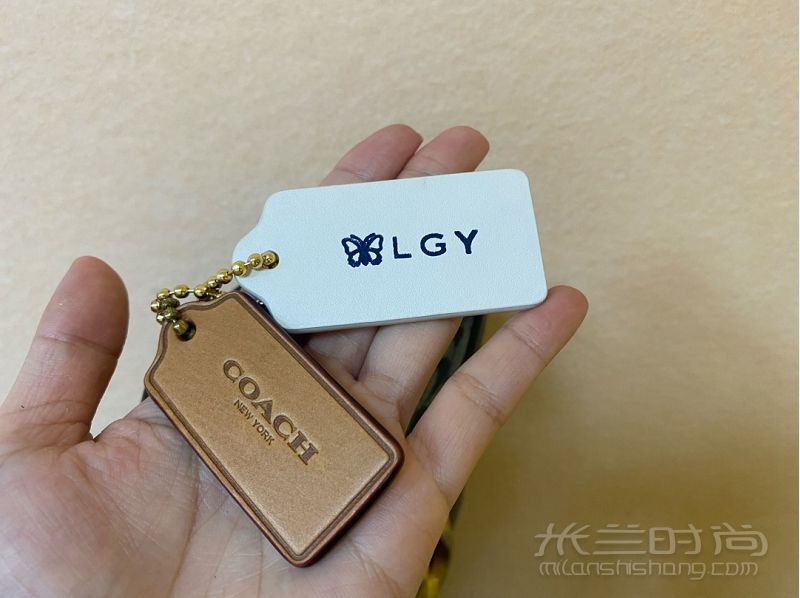 分享喜歡的包COACH香布雷 容量26cm×7.5cm×15cm-蔻馳怎么樣_6