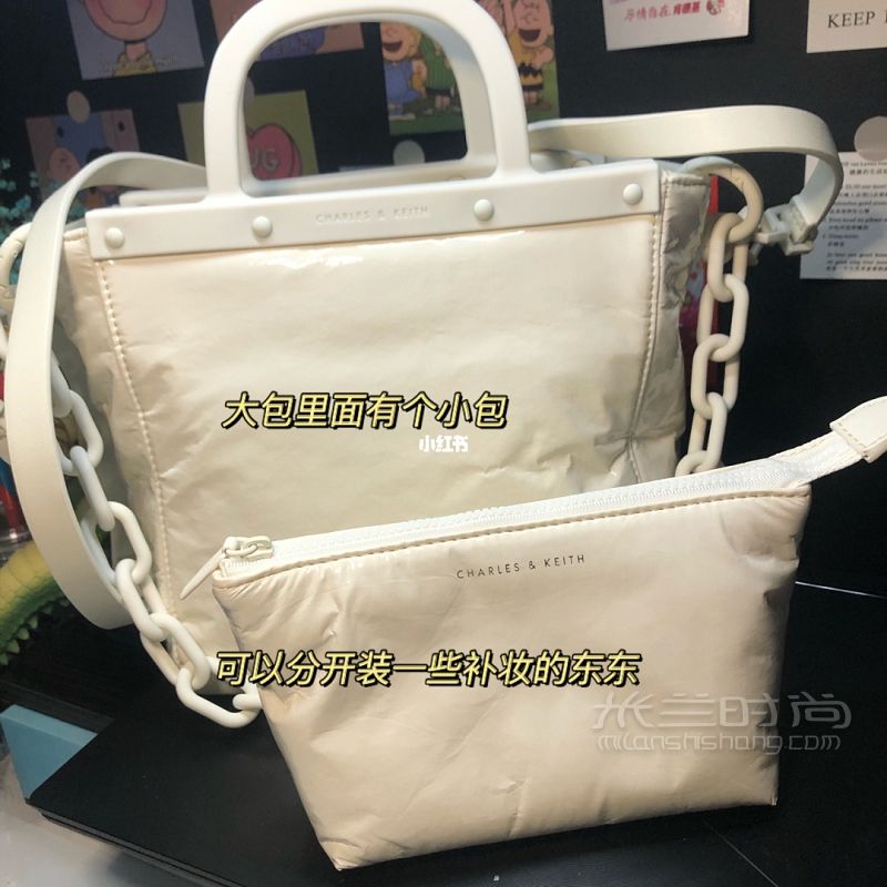 女大學(xué)生第一款小ck 線(xiàn)下最新款 限量發(fā)售_5